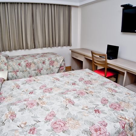 Hotel Golden Park Curitiba By Nacional Inn Exterior foto
