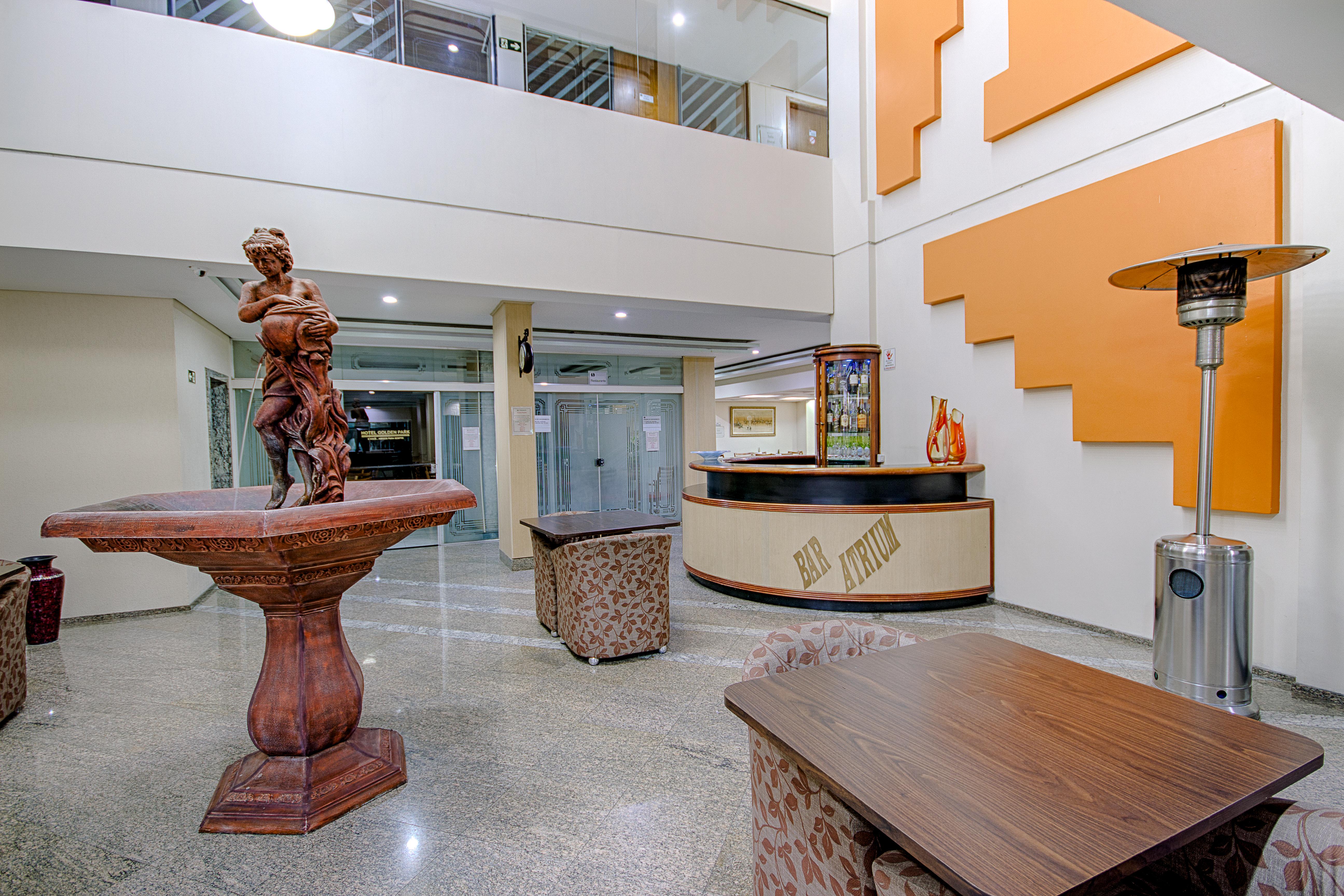 Hotel Golden Park Curitiba By Nacional Inn Exterior foto