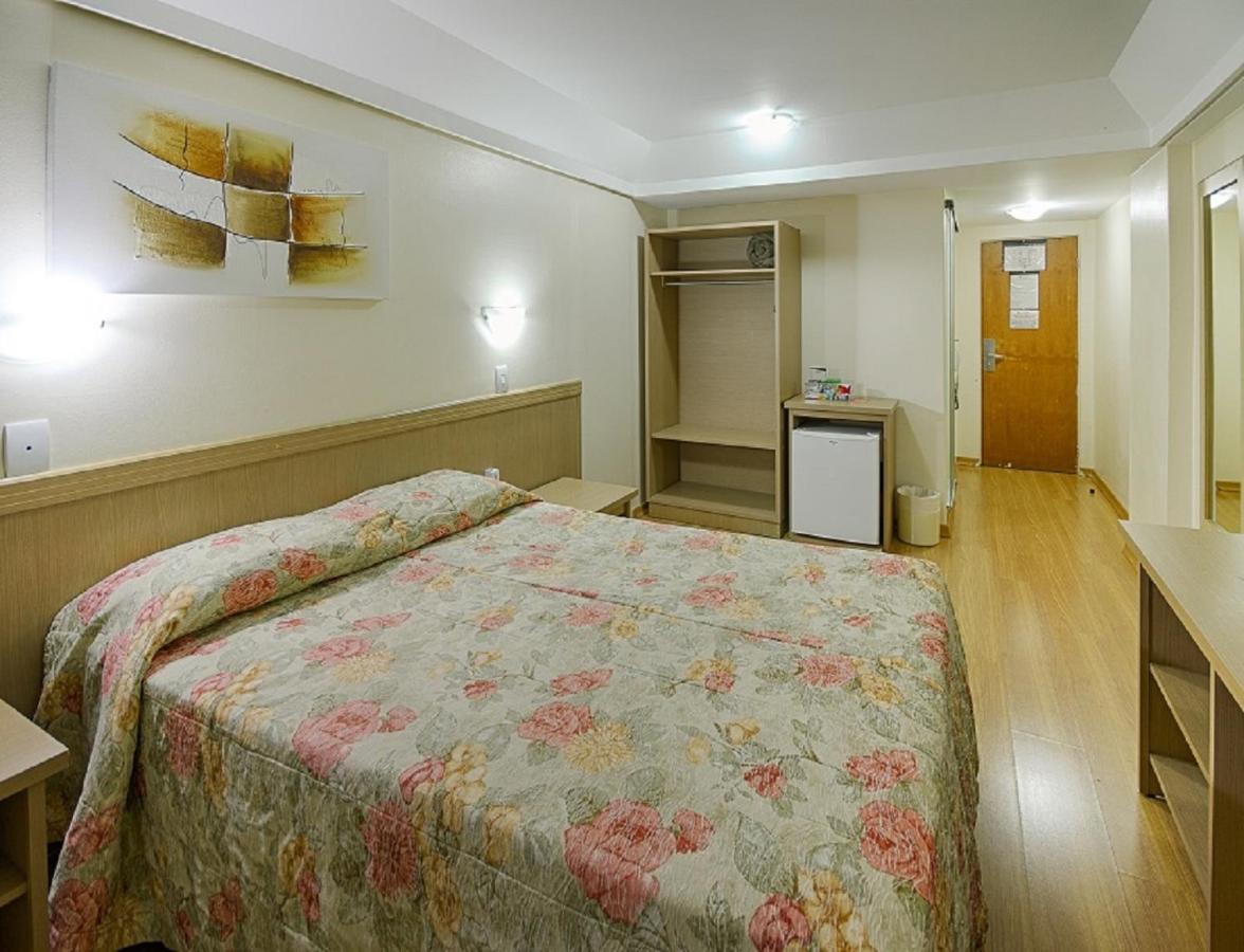 Hotel Golden Park Curitiba By Nacional Inn Exterior foto